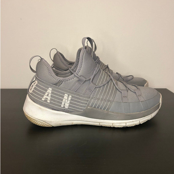 Jordan Nike Men\'s Trainer Pro Training Shoes - Size 11.5 main image 4